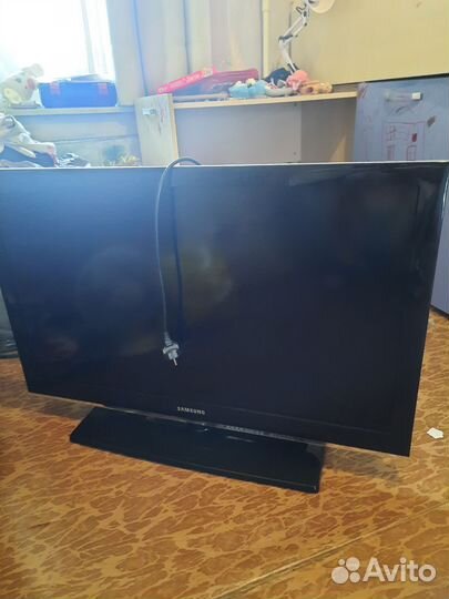 Телевизор samsung