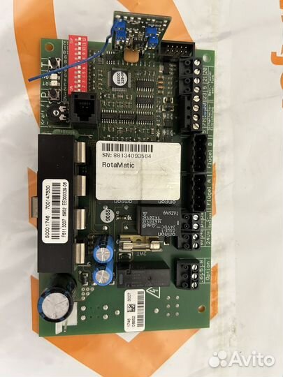 Материнская плата