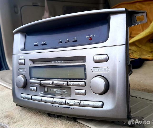 Магнитола штатная тлк 100