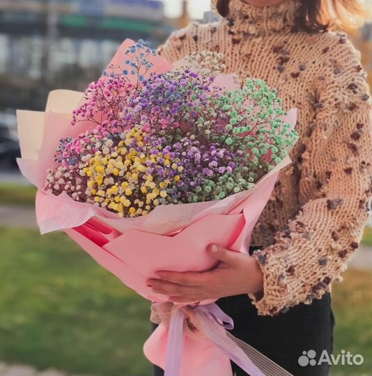 Радужная Гипсофила в Букетах