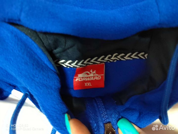 Спортивный костюм