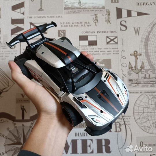 Новая машинка в четырёх цветах