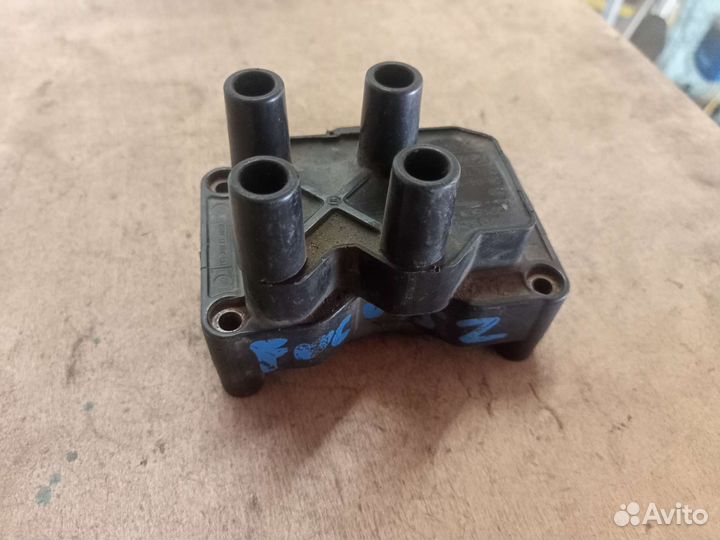 Катушка зажигания на Ford Focus 2 1,6