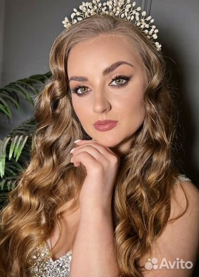 Макияж и прическа