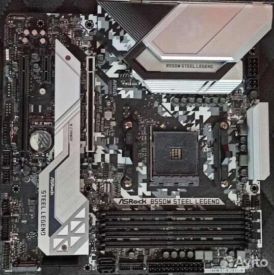Продаю материнскую плату ASRock B550M Steel Legend