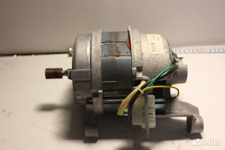 Двигатель стиральной машины