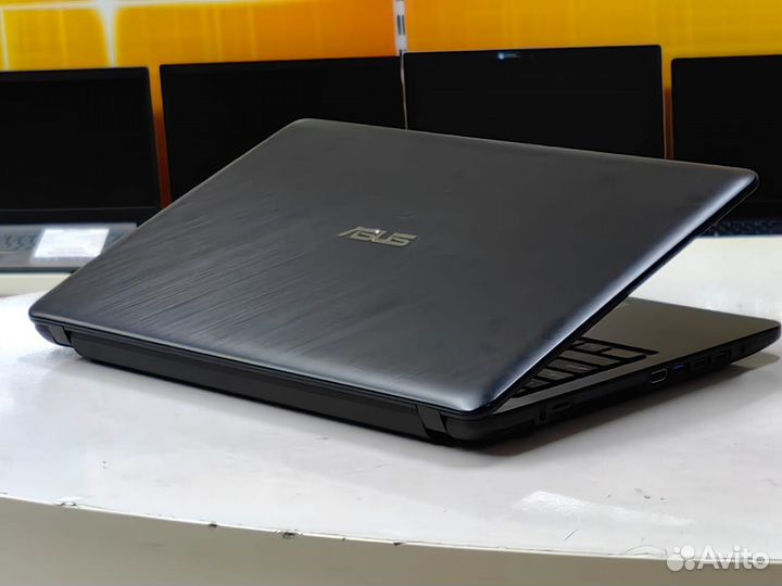 Ноутбук Asus 15.6