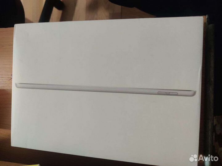 Apple iPad 2021 256GB WI-FI серебристый