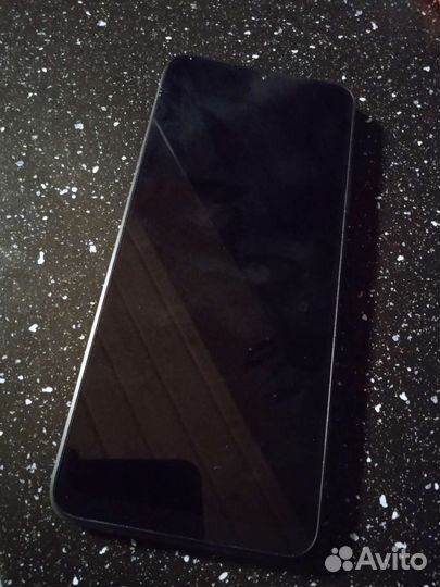 Телефон Poco c40