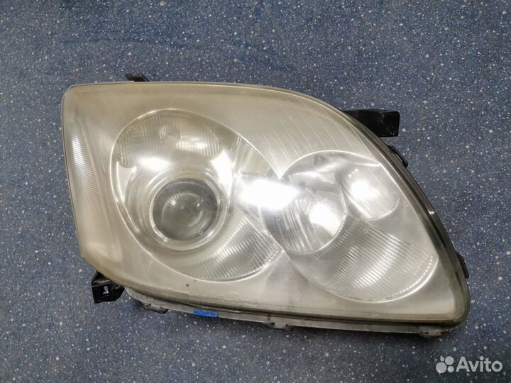 Корпус фары Avensis 2003 (541)