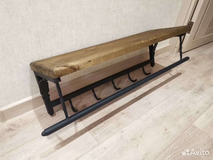 Вешалка настенная для одежды кованная