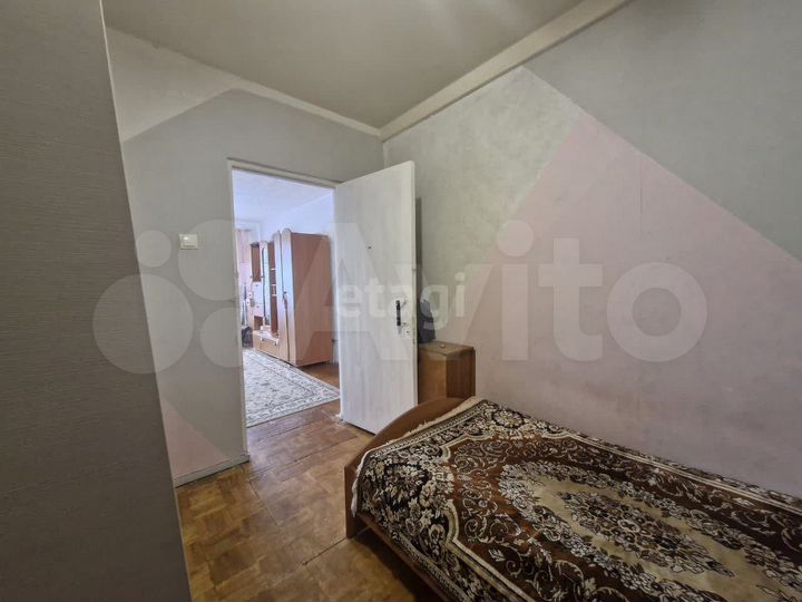 4-к. квартира, 64 м², 9/9 эт.