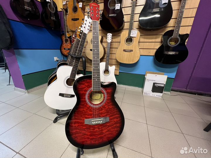 Акустическая гитара Elitaro огненная