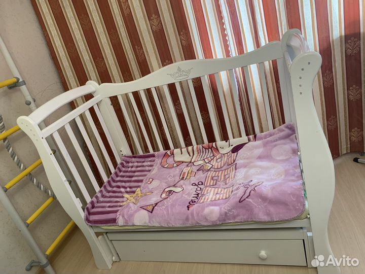 Детская кроватка Лучик универсальный маятник