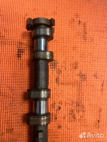 Распредвал выпускной впускной Bmw 650I E63 N62N