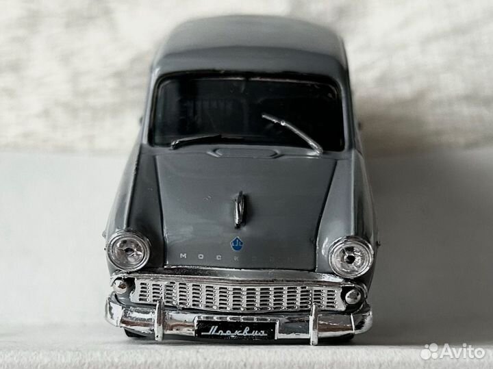 Модель автомобиля Москвич коллекционная
