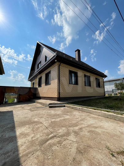 Дом 230 м² на участке 28 сот.