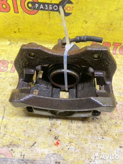 Суппорт передний правый Nissan Primera W11 SR20DE