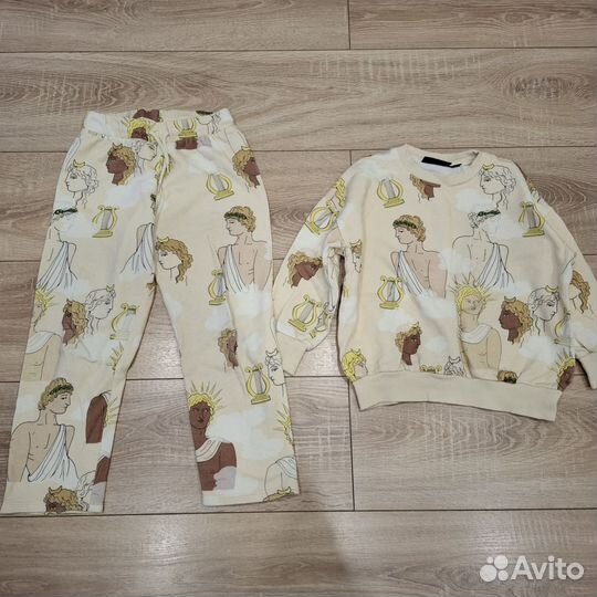 Костюм на девочку 116-122