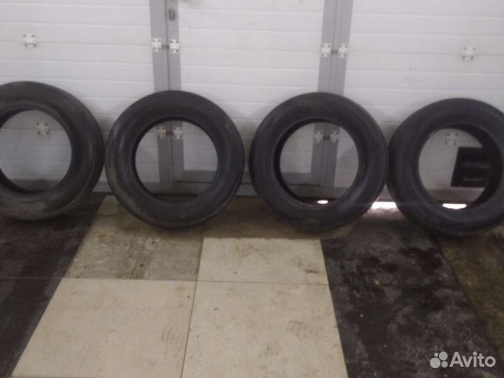 Bridgestone Dueler H/P 225/65 R17