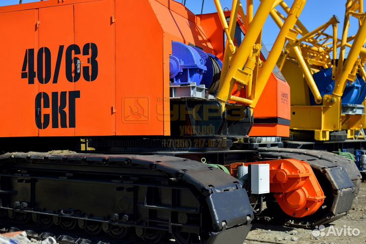Гусеничный кран скг-40/63 кап. ремонт