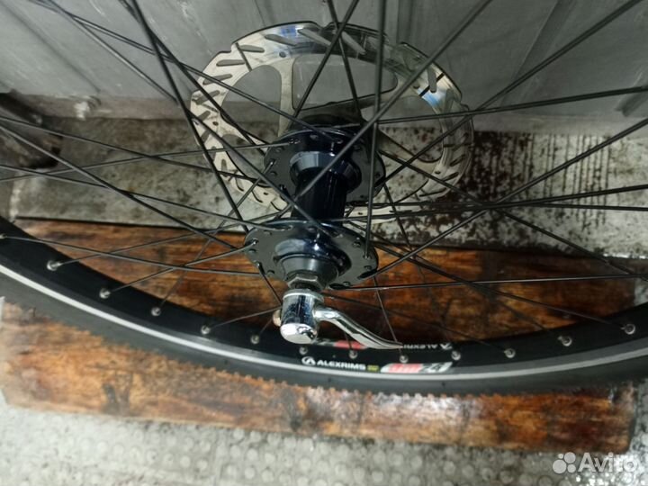 Колеса 24 дюйма в сборе