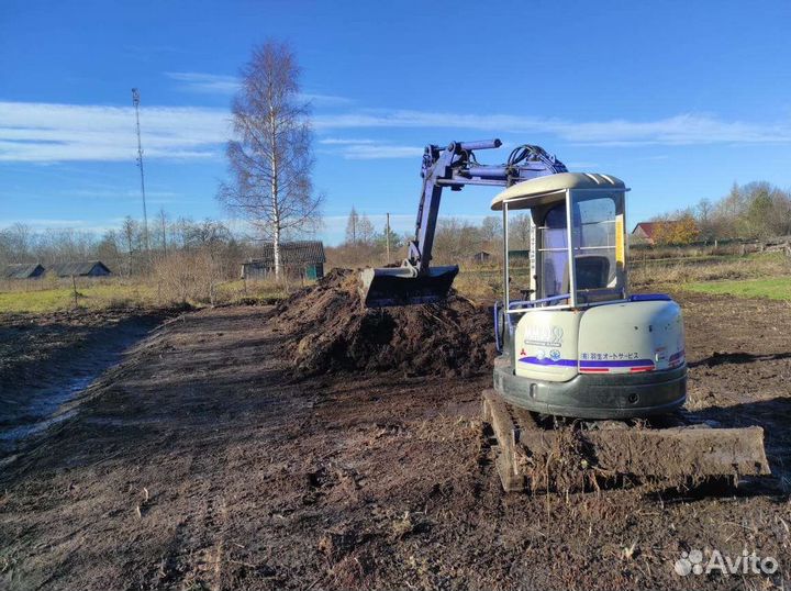 Услуги мини-экскаватора на резиновых гусеницах