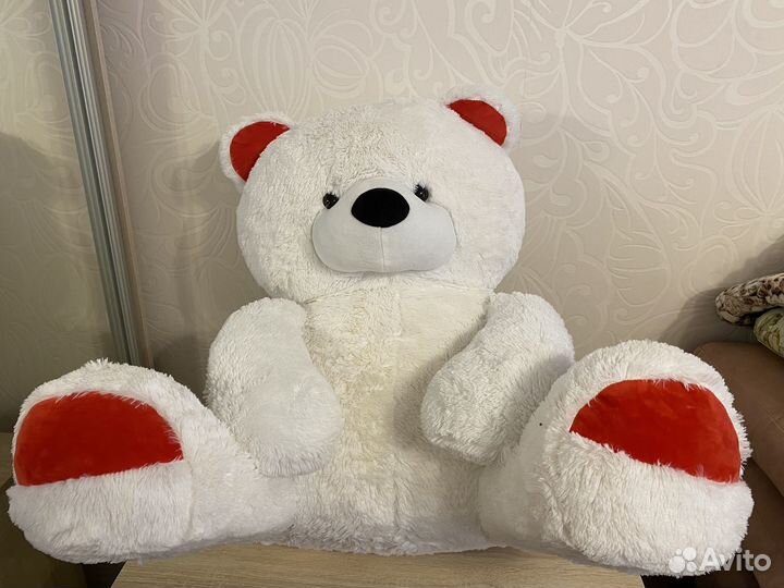 Плюшевый медведь