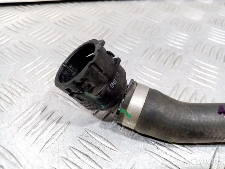 Б/У Патрубок системы охлаждения#001