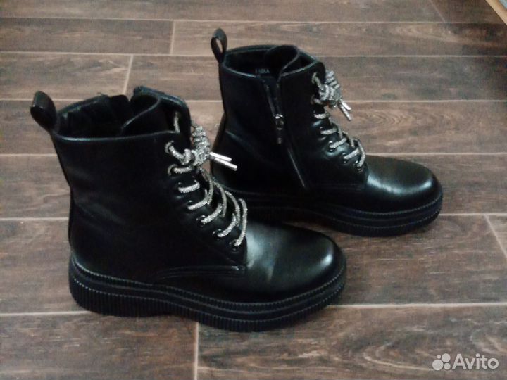 Ботинки женские