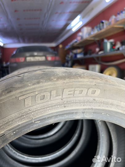 Toledo TL1000 225/45 R17 94W