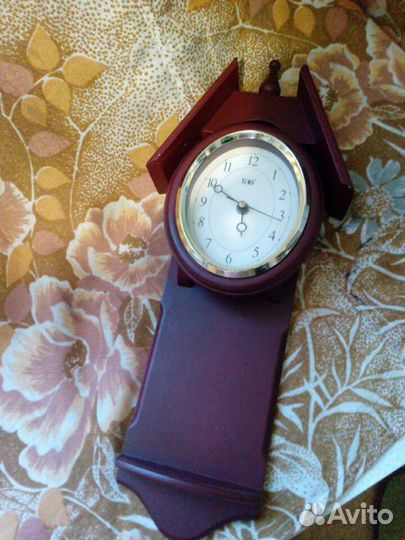 Настенные часы Rewa Кварц