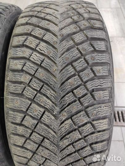 Michelin X-Ice North 4 SUV 255/50 R19