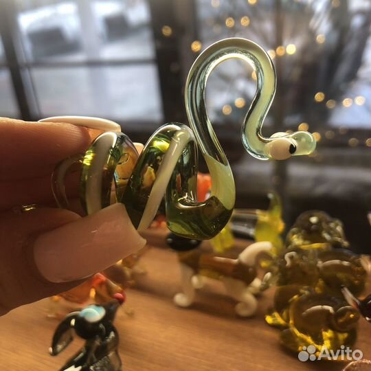 Стеклянная змея из стекла