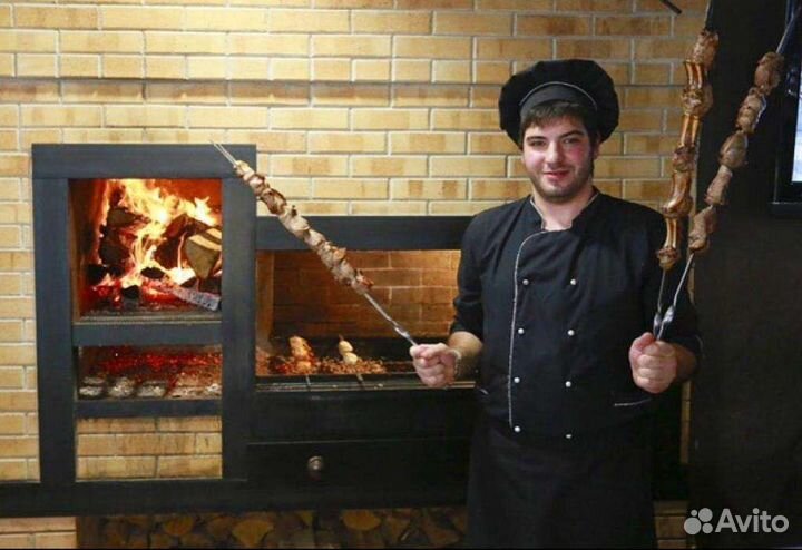 Повар шашлычник