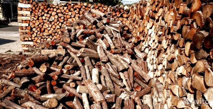 Наколотые дрова