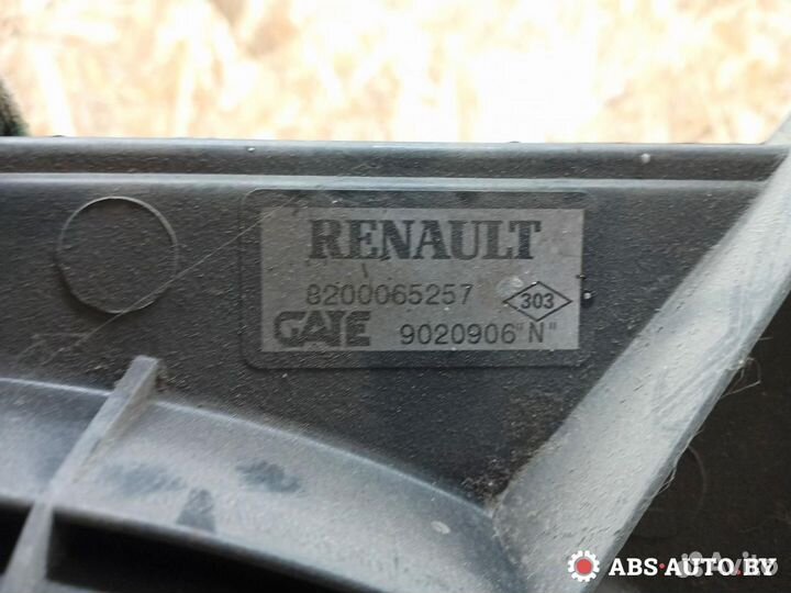 Вентилятор охлаждения Renault Scenic 1998 8240257