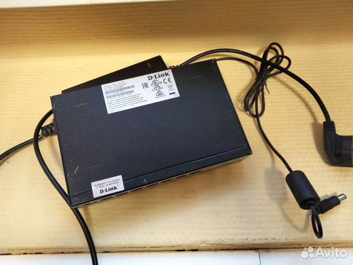 Коммутатор D link 1100-08ds