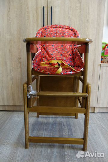 Стул для кормления ребенка