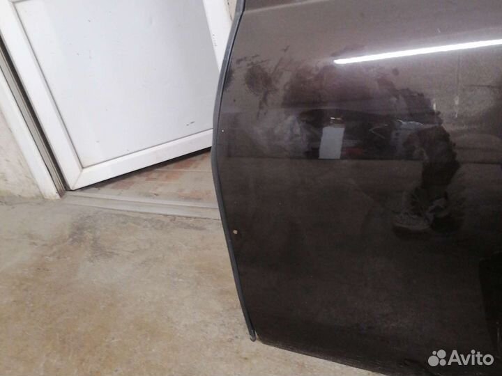 Дверь задняя левая Renault duster