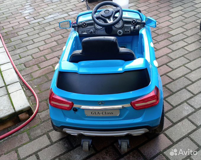 Детский электромобиль