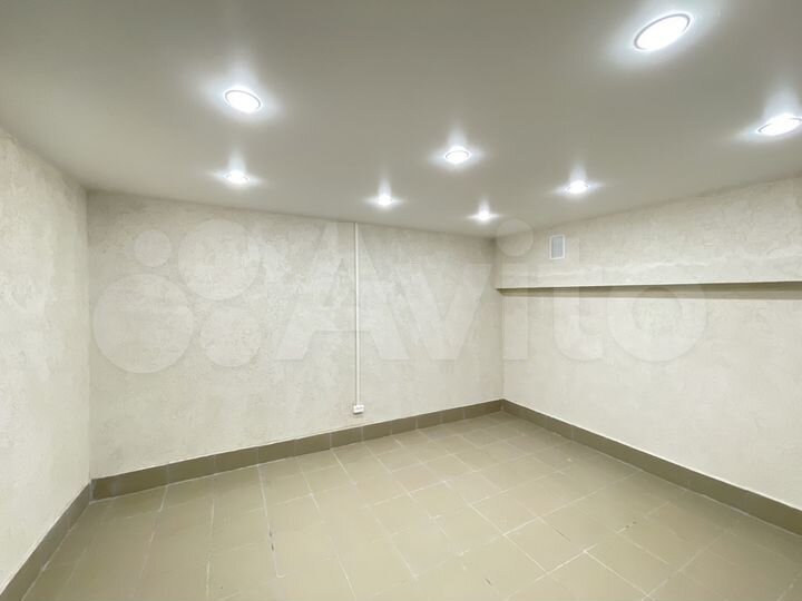 Помещение, 12,4 м2, новый ремонт, первая линия