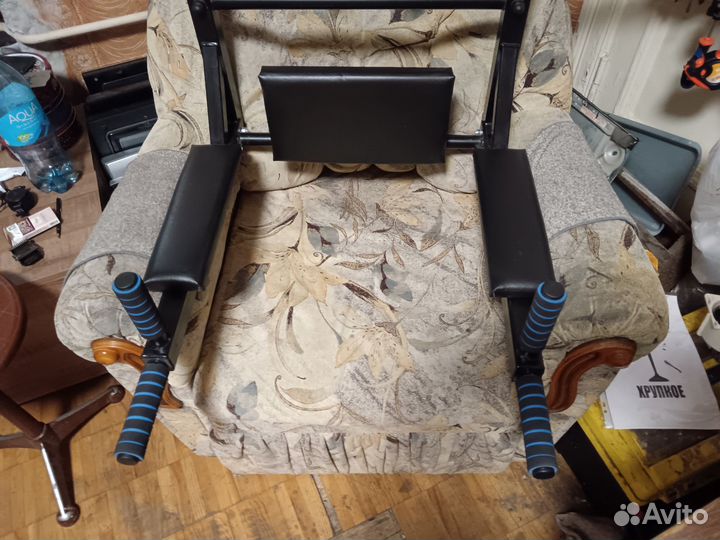 Турник настенный с брусьями