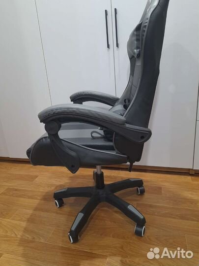 Компьютерное кресло игровое новое геймерское