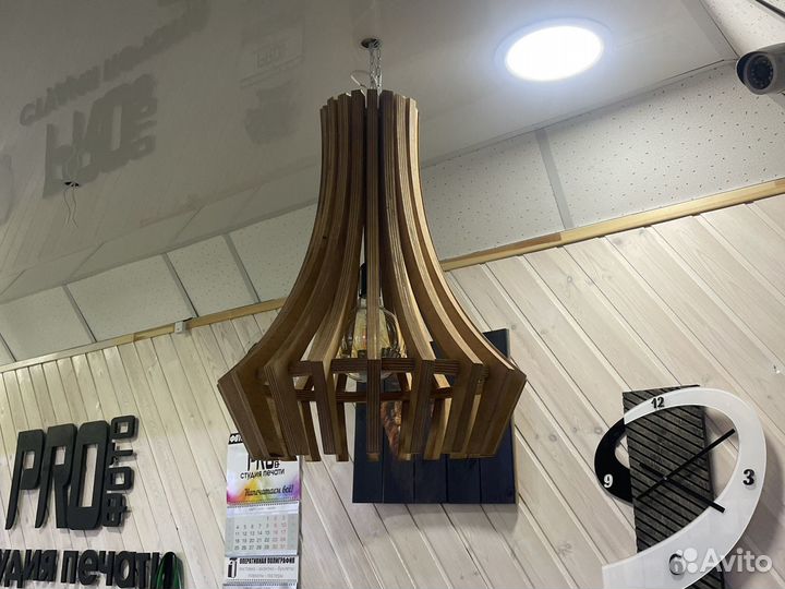 Светильник из дерева