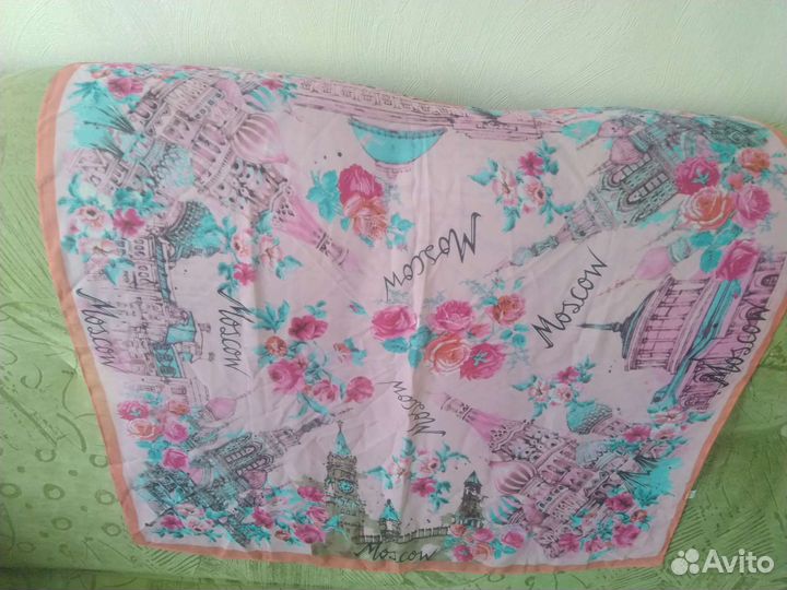 Женские шарфы и платки