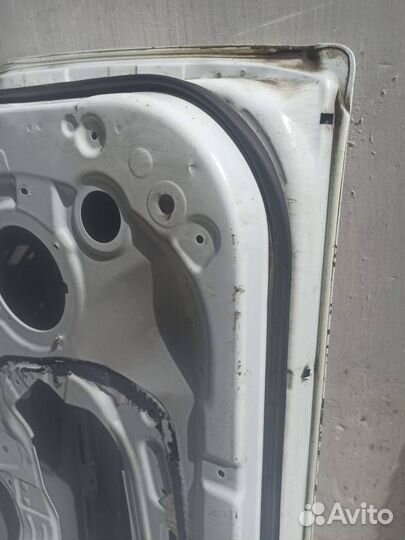 Дверь передняя левая