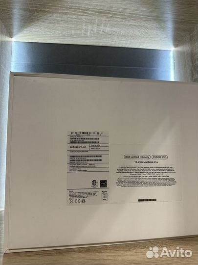 MacBook Pro 13 M2 2022 Silver 8/256Gb. 96 аккум