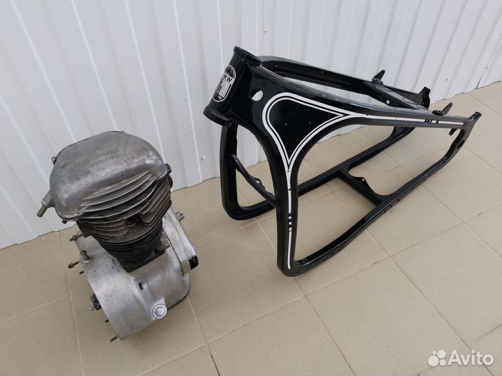 Рама с документами BMW r35