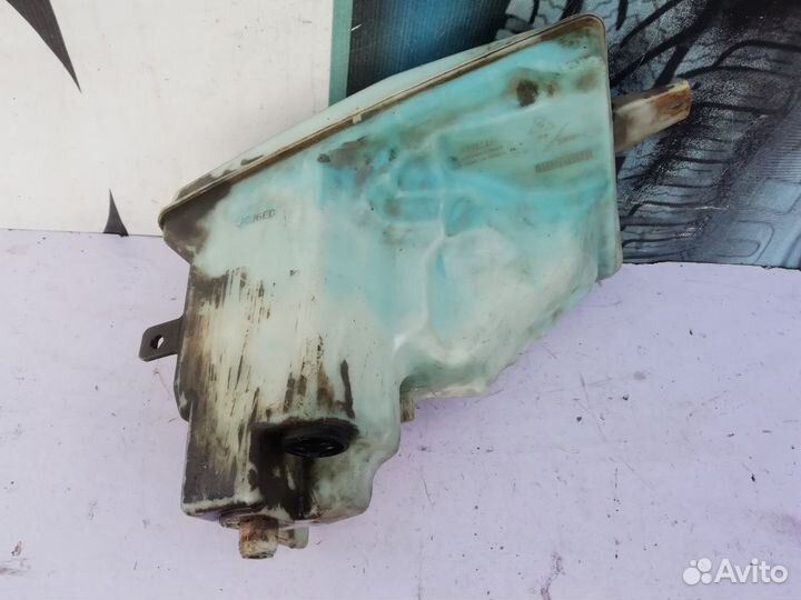 Бачок омывателя Mazda 6 (GG), 2002 - 2007